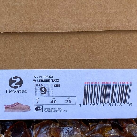 NWT New Elevates Tan Suede Slip-On Platform Slippers/Shoes w/Red Trim 9 - Picture 10 of 11